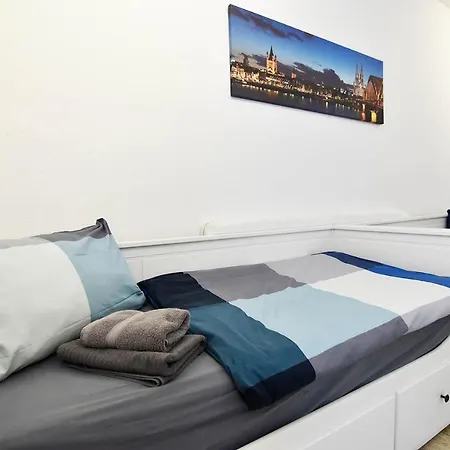 Boardinghouse In Cologne *Free Wifi* Apartment Exterior photo