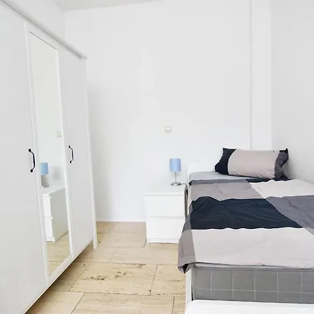 Boardinghouse In Cologne *Free Wifi* Apartment Exterior photo
